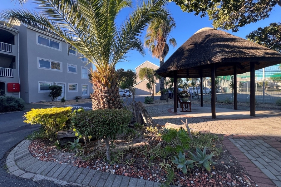 To Let 1 Bedroom Property for Rent in Townsend Estate Western Cape